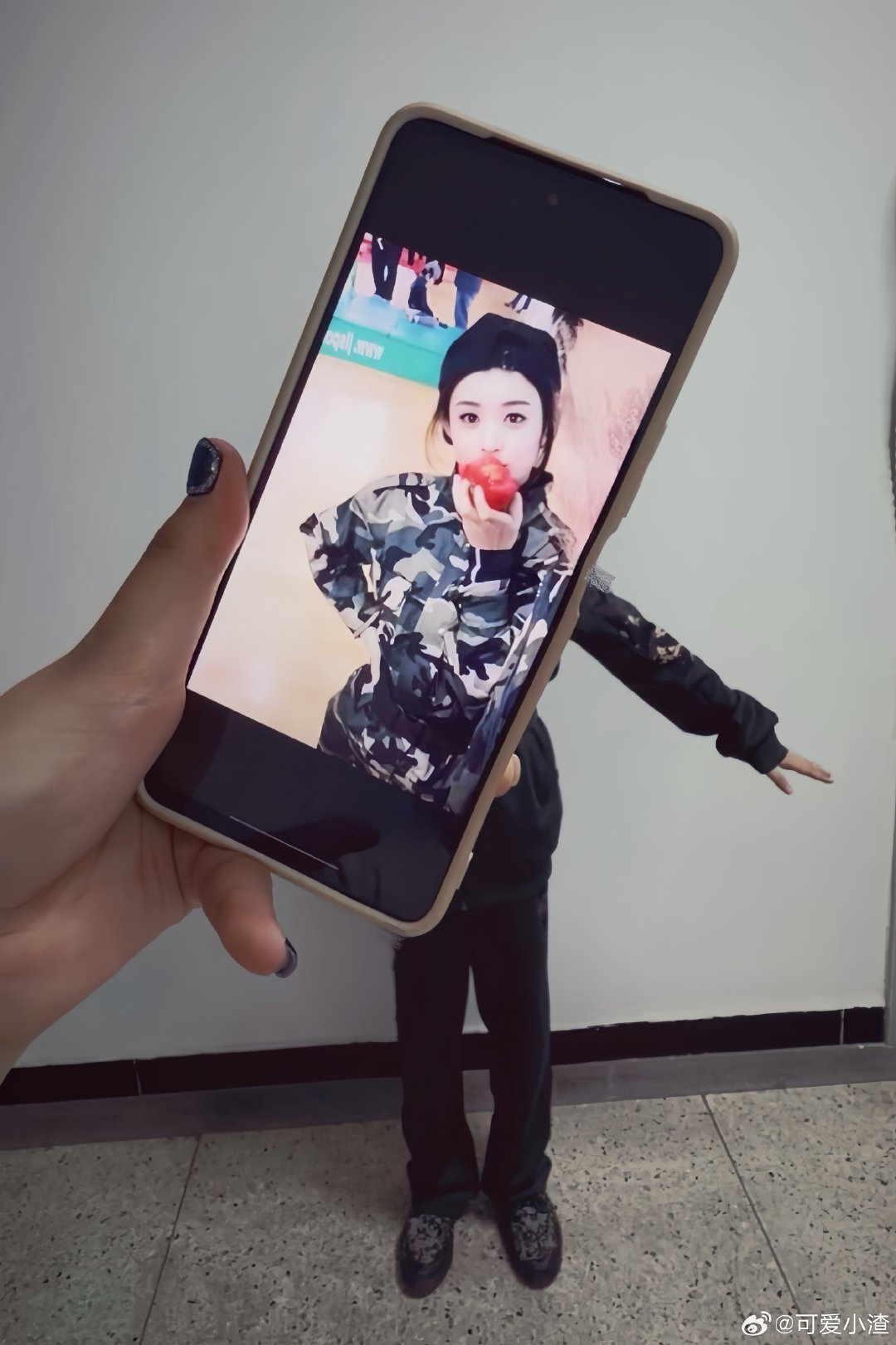#赵丽颖[超话]#  姐姐，我大学军训啦 ​
