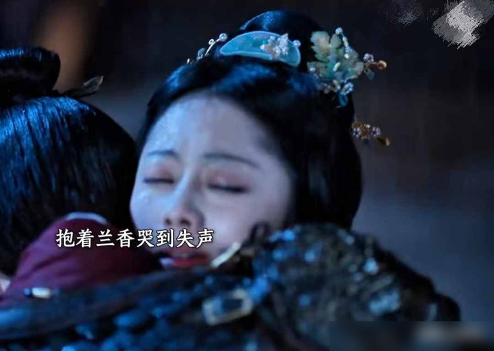 谭松韵花18块钱，把自己虐到不敢点开播放键。
《兰香如故》大结局超前点播一开，热搜直接炸了。男主林锦岐旧伤复发，50岁死在许兰香怀里，临死还拿红线绑着对方，定下辈子。
女主一个人拉扯孩子，硬撑到80岁，梦里咽气。
谭松韵晒了购买记录，配文就四个字：买了超点，不敢看。
蒋欣直接杀到评论区喊她：