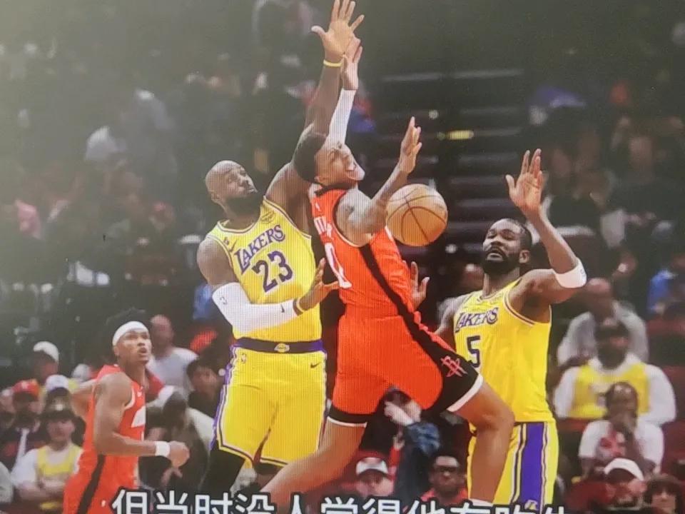 NBA季后赛比拼的就是阵容厚度，关键球员的发挥，还有一点点的运气。湖...