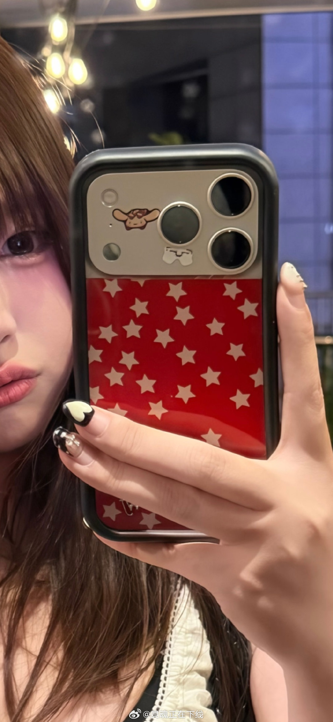 富人新标识：iPhone戴wf手机壳！ ​