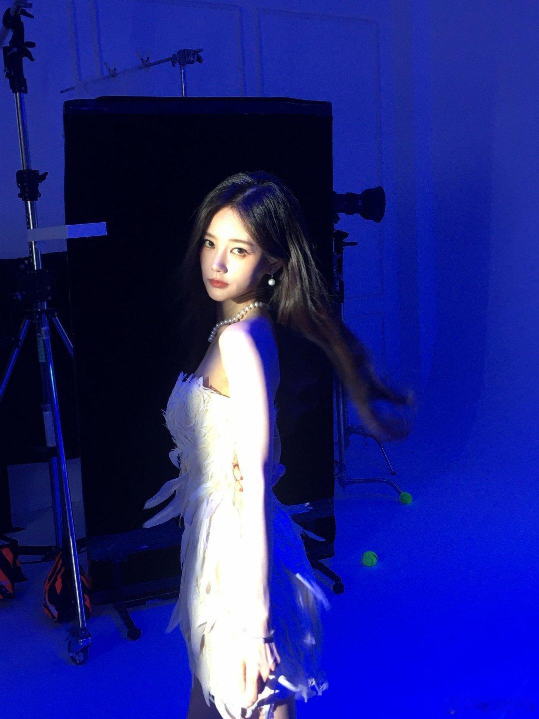 #李一桐[超话]##李一桐美人余#  蓝色海洋 ​