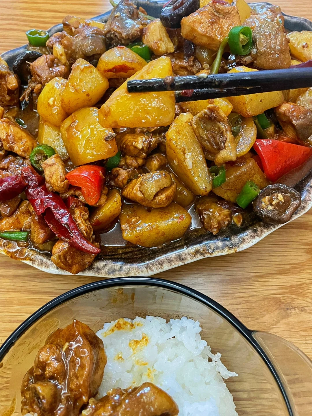 鸡肉这样做超级下饭，土豆软烂，鸡肉不柴🤤