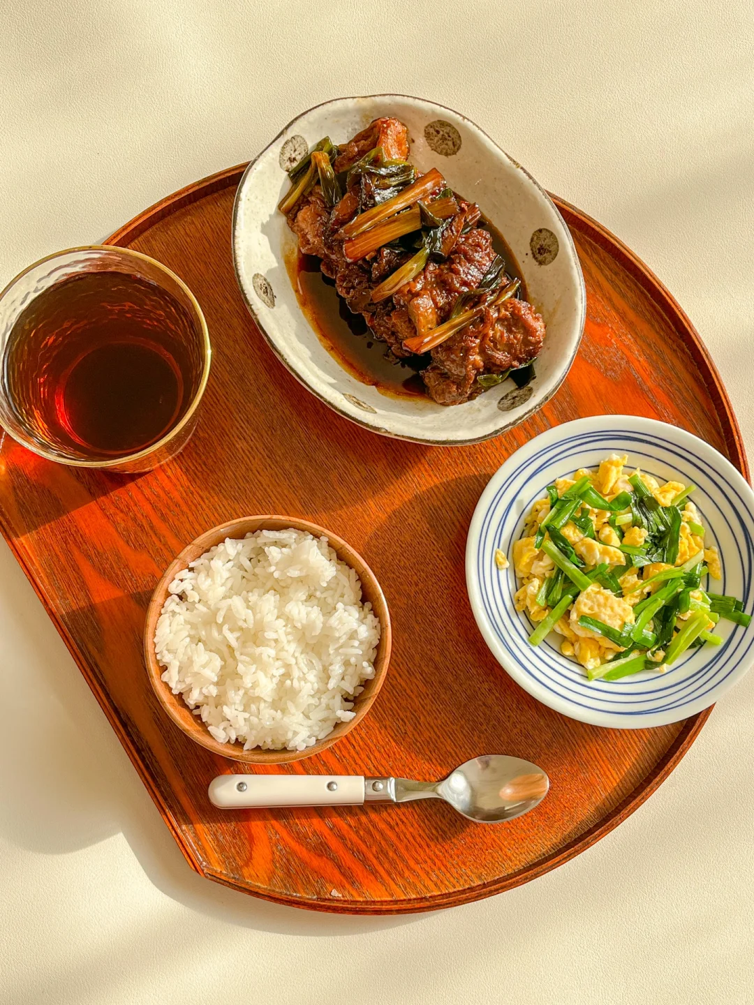 一人食｜葱烧大排🥢韭菜炒蛋｜嫩而不柴的秘诀