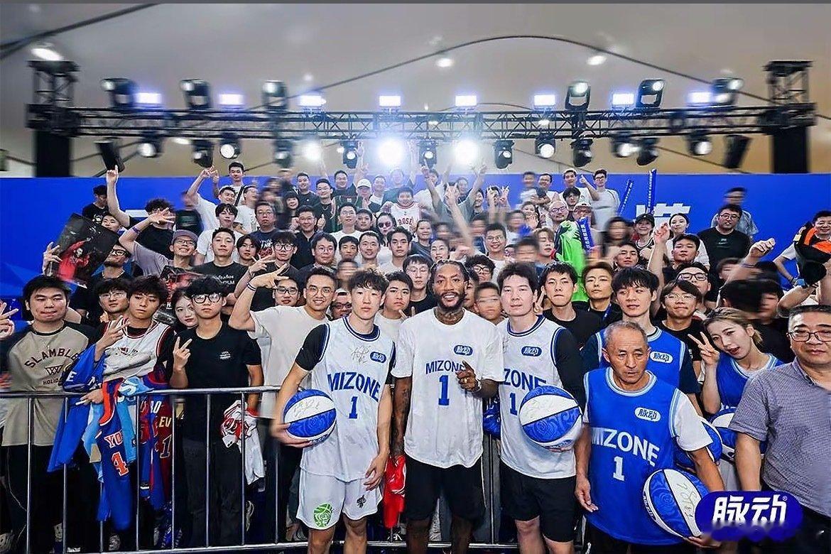 罗斯中国行，我在！#罗斯##罗斯中国行#  ​