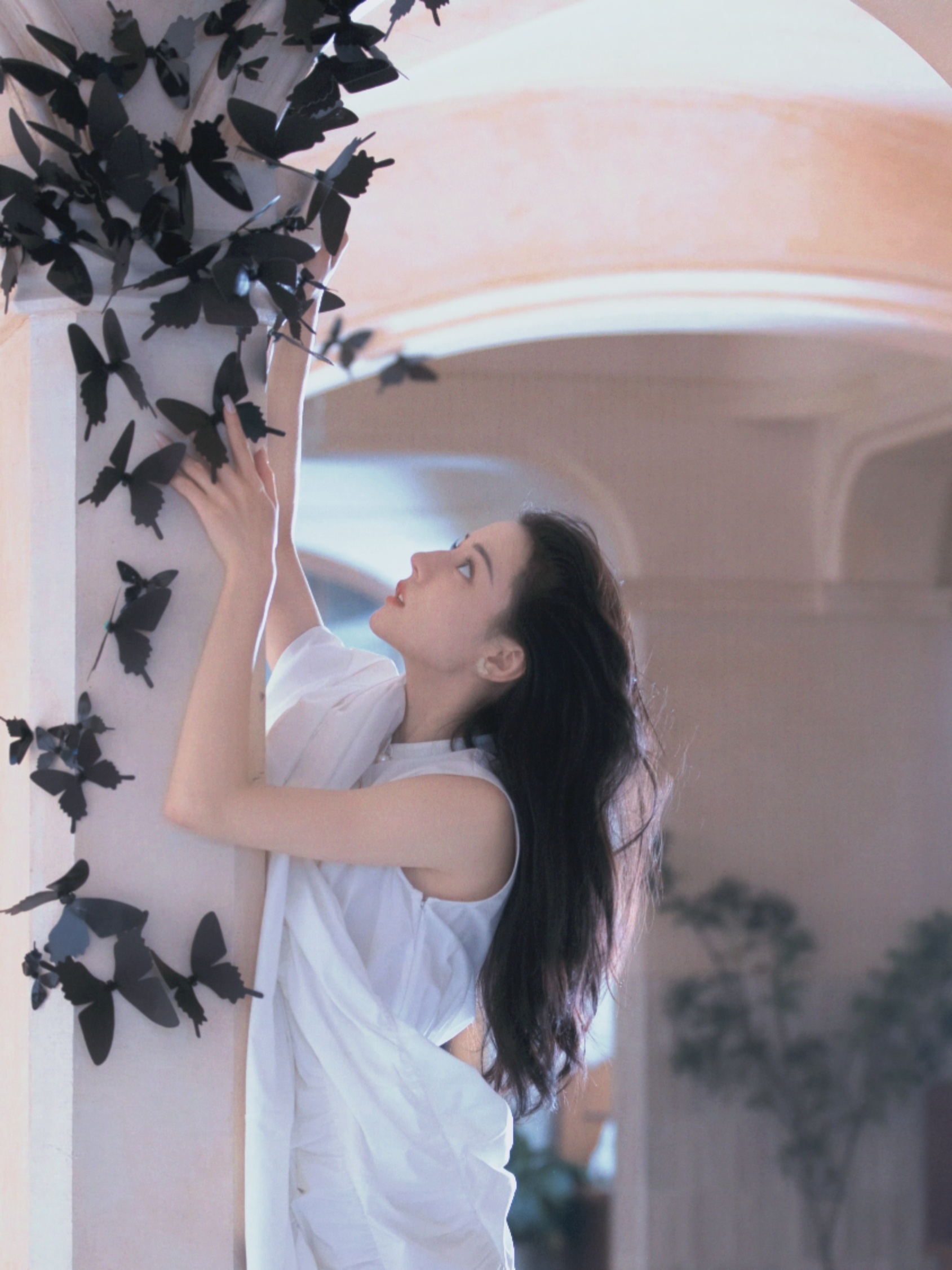#迪丽热巴[超话]# 
˙·．🦋·˙`˙·．..𝔻𝕚𝕝𝕣𝕒𝕓𝕒 𝔻𝕚𝕝𝕞𝕦𝕣𝕒𝕥·˙`˙·．..．· 🦋

我觉得需要去接受很多突然而来的变化，去接受我一个人也能做很多事情，孤独才是人生的常态。
——

❁dlrb💄#迪奥全球品牌大使迪丽热巴# 
❁dlrb🚙 ​