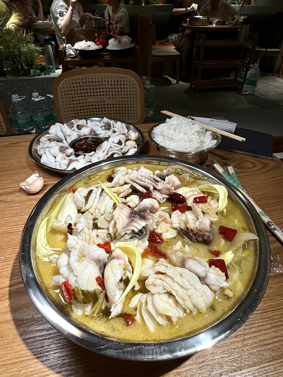 在广州经常1个人来吃的（苍蝇馆子）