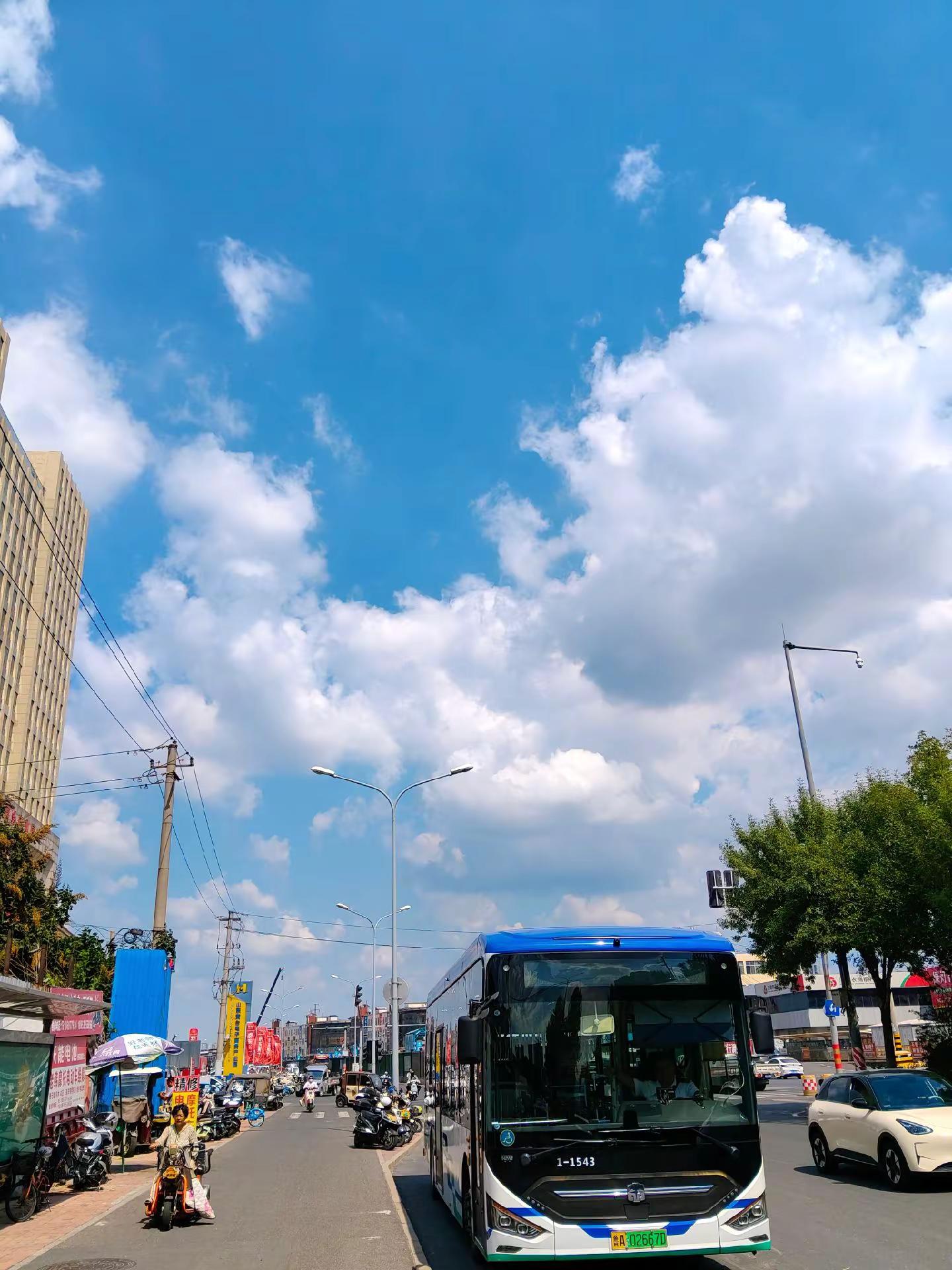 城市公交车
