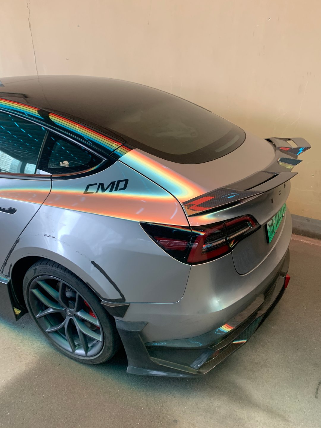 偶遇大改特斯拉 model 3 ​