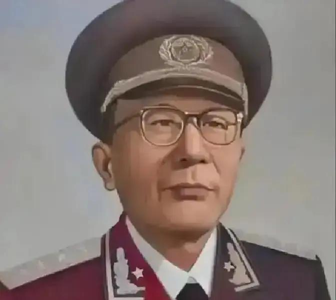1952年，黄克诚的岳父贩卖鸦片，被判死刑，行刑前，黄克诚找到了负责此案的干部，说：“能否帮我一个小忙？”
赵干部没等黄克诚坐下，就主动开了口。他从抽屉里拿出记录本，推到桌边：“黄书记，公事必须公办。您岳父的案子，卷宗都已经定了。”黄克诚点点头，手指在磨白的袖口上轻轻捻了一下：“我知道。我不要你改判