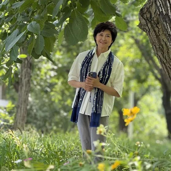 《敬一丹因脑出血离世，医生提醒：这5个信号出现一个就要警惕》9月13日，著名主持人敬一丹的女儿发布讣告：“我最亲爱的妈妈，大家熟悉的敬大姐，今天走了。”2026年6月，敬一丹突发急性脑出血，前后历经三个月的救治。 ​
