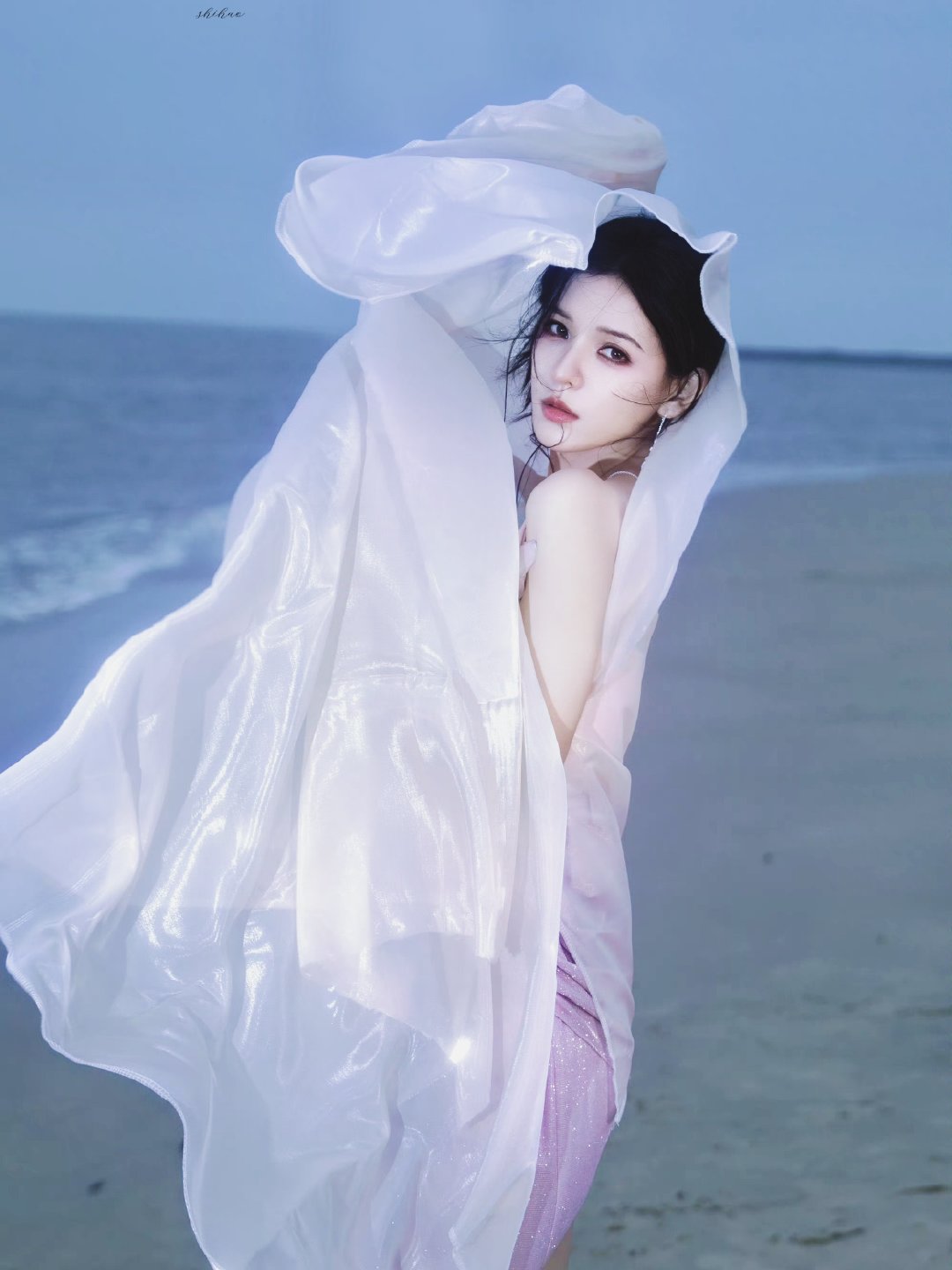 连海风都偏爱你
#张予曦# ​ ​