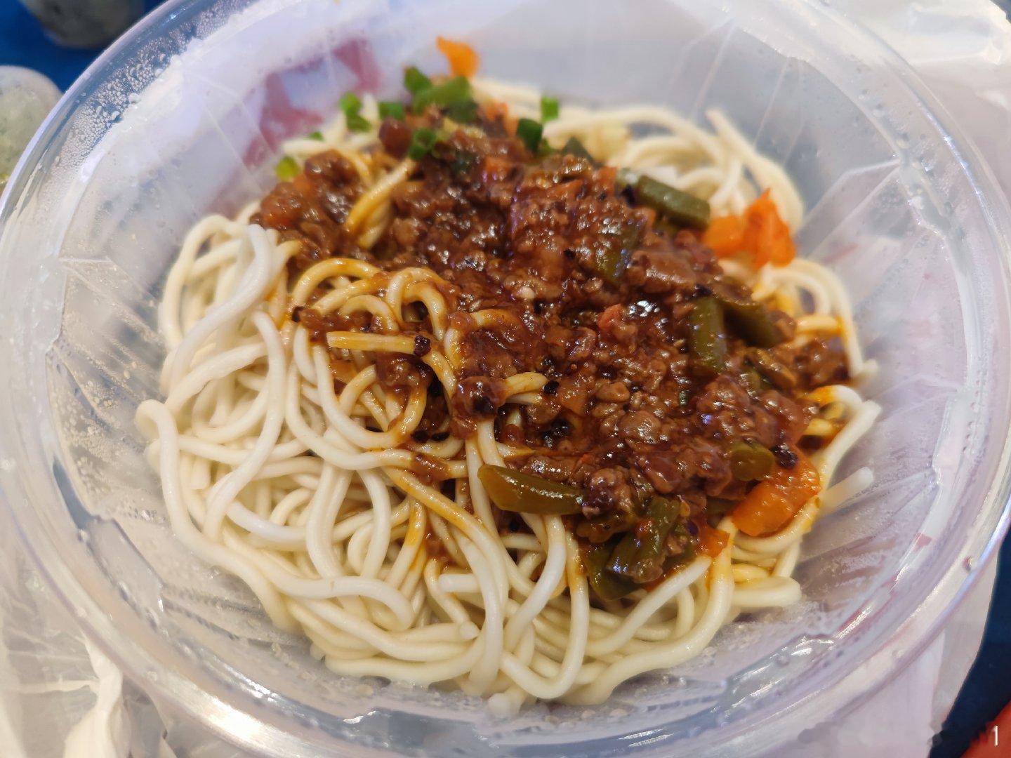 #每日一餐分享##晚餐[超话]#今日晚餐~爱上武汉热干面 ​