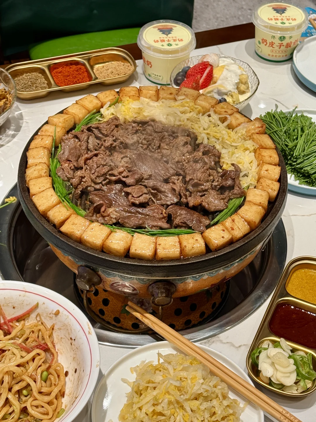 杭州西湖边，经常和好朋友去吃的