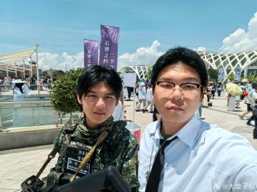 星期一去了滇池国际会展中心漫展<br />仿佛回到了曾经的千禧年代