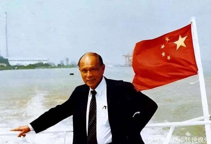 冒死突破封锁支援抗美援朝，霍英东晚年一句话，撕掉所有人的滤镜