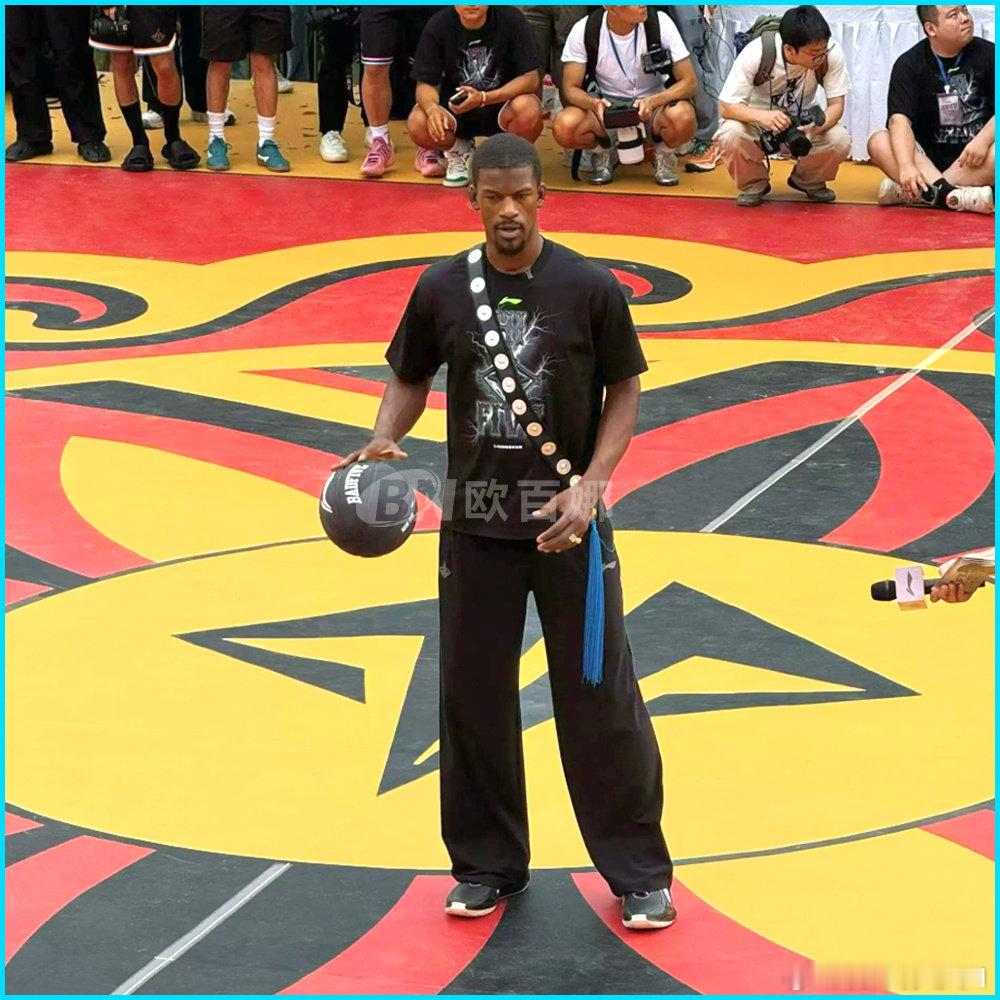 巴特勒 中国行#NBA[超话]# ​