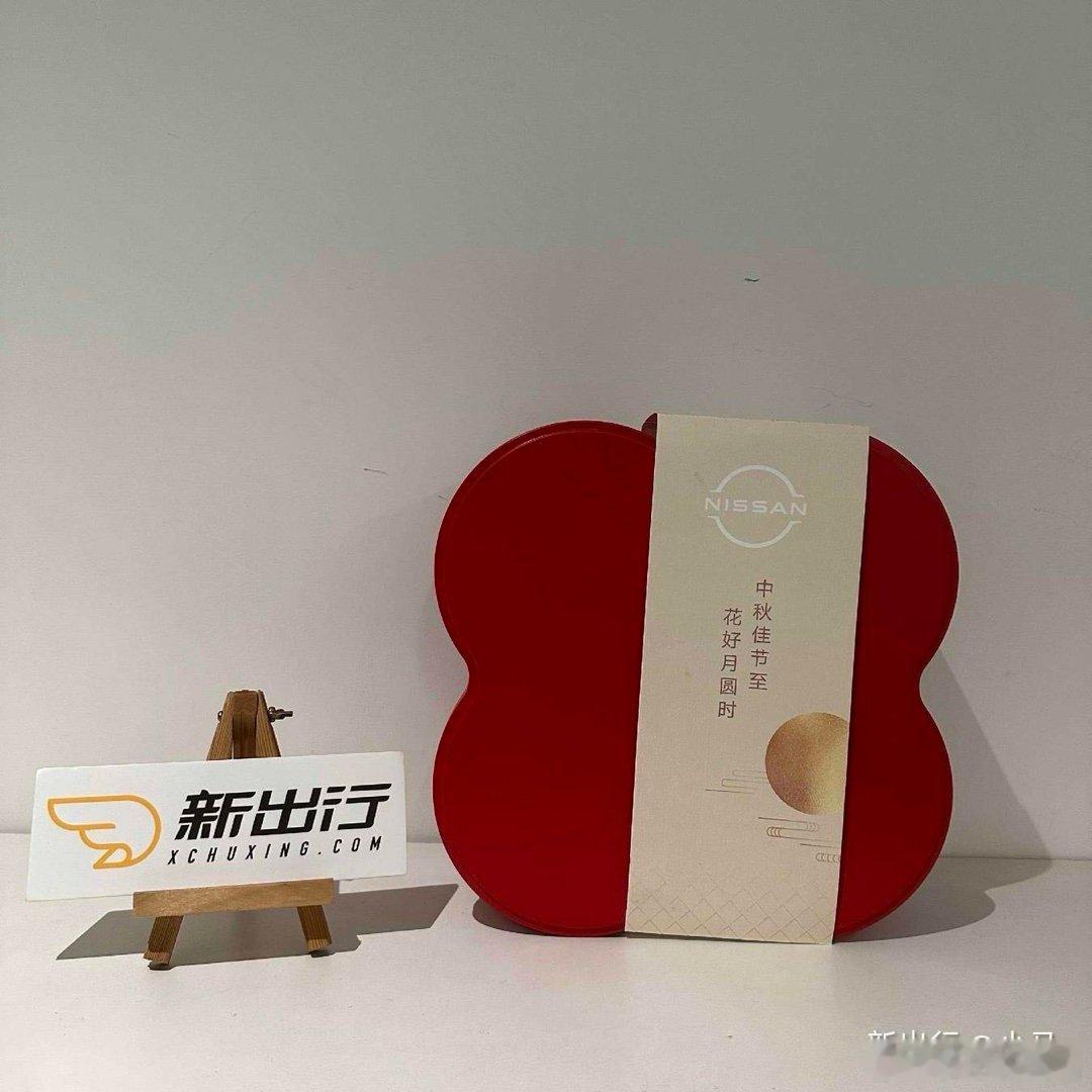 #新出行社区# 评论抽蝴蝶酥礼盒 | 2026款理想i6年度改款，这次升级够不够诚意？2026款理想i6媒体静态体验陆续放出，年度改款看点拉满: 侧向补盲激光雷达、有望配齐电动... ​
