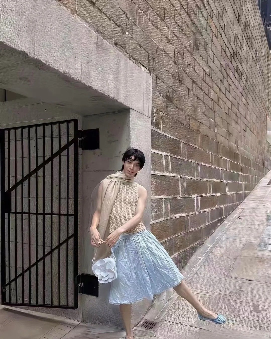 伊能静的儿子，这是走了向佐的赛道 ​