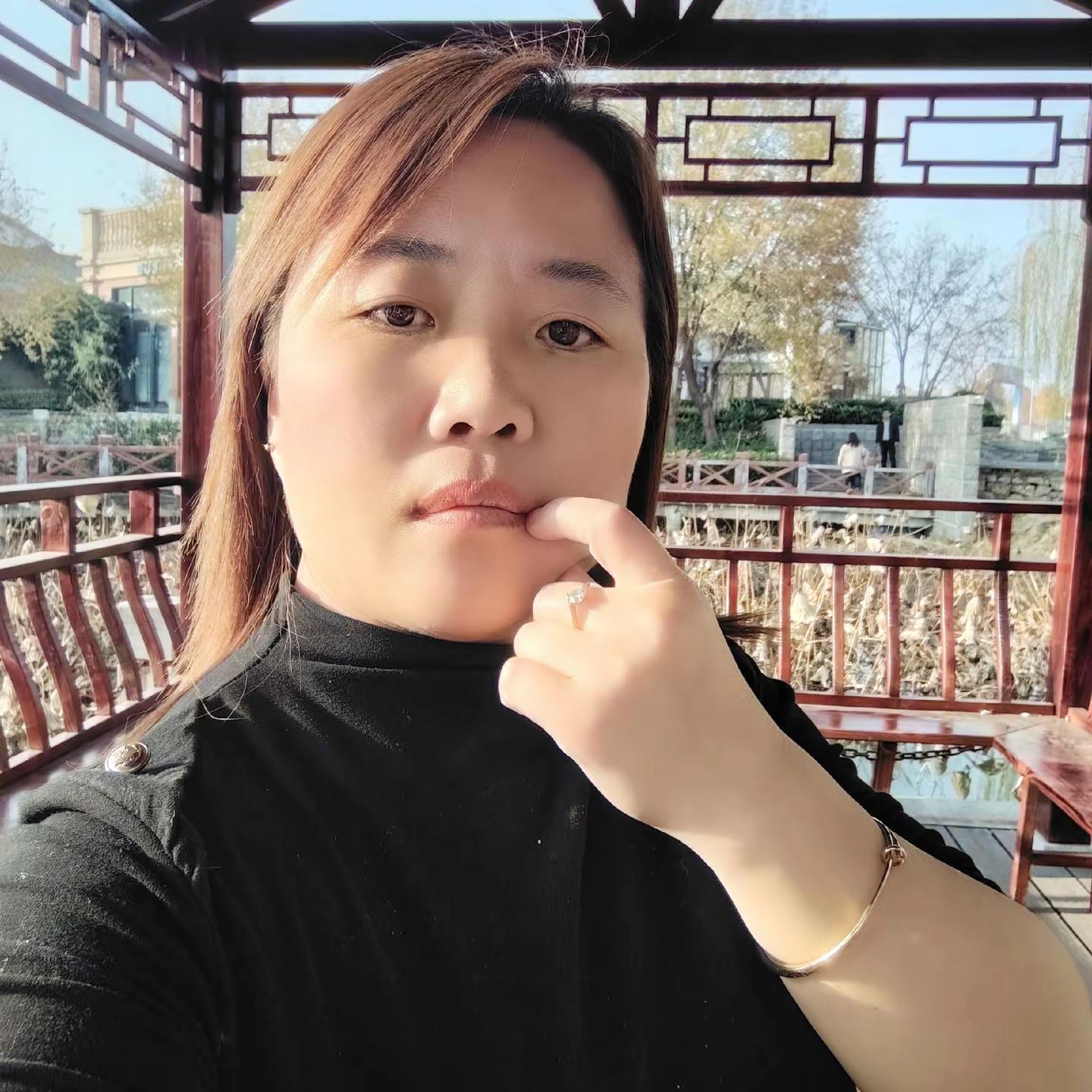 <p>街拍小姐姐穿搭秀 无美颜无滤镜最真实的模样 <!--{img:0...