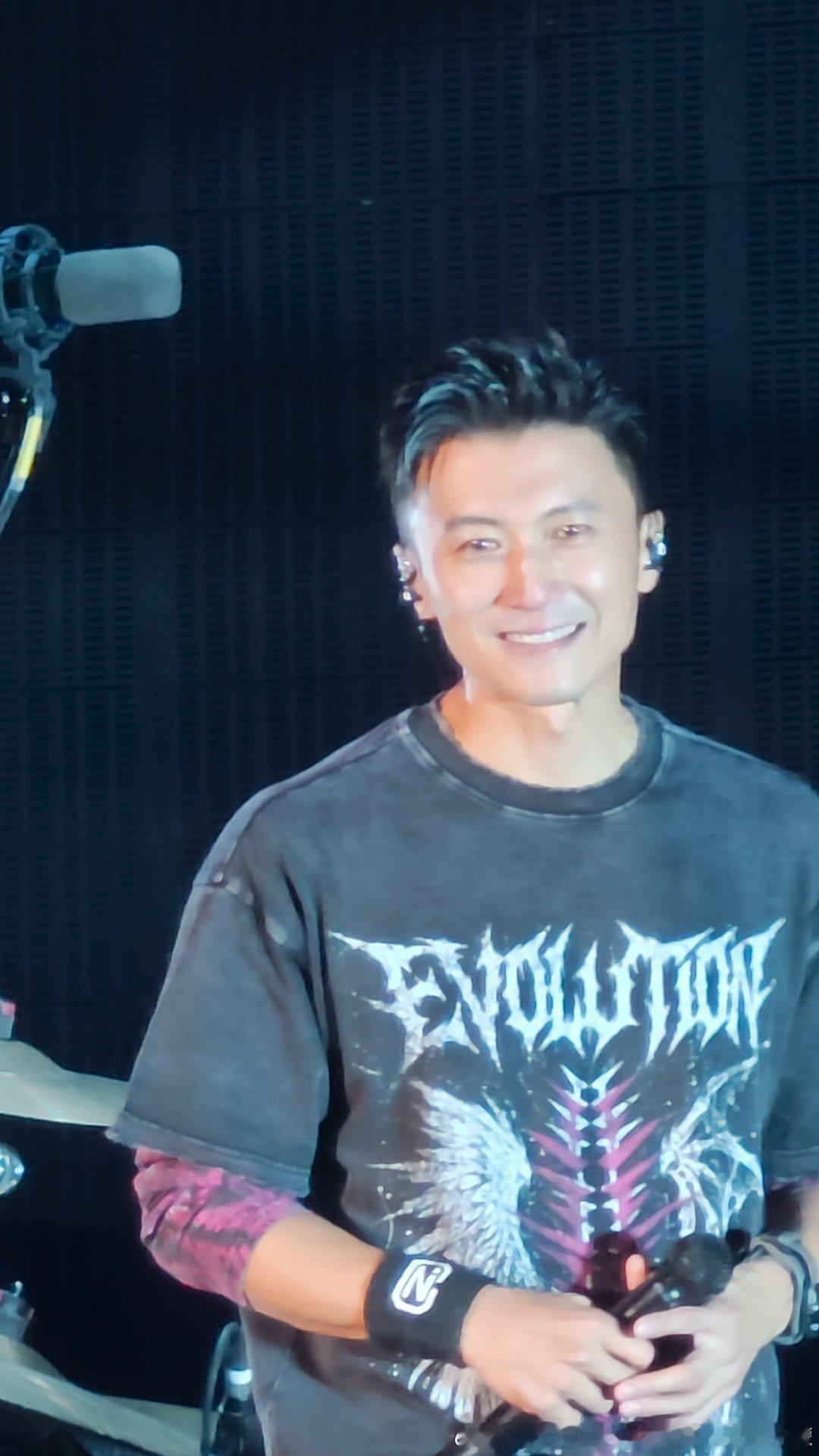 这是可可爱爱的柠檬宝宝啊啊啊啊啊#谢霆锋[超话]# ​