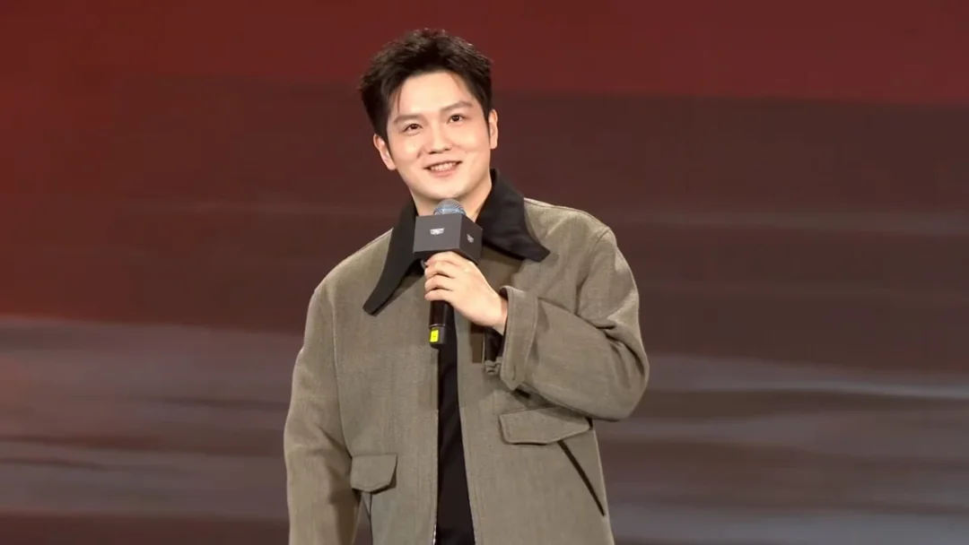哦买噶我已经爱上他😍