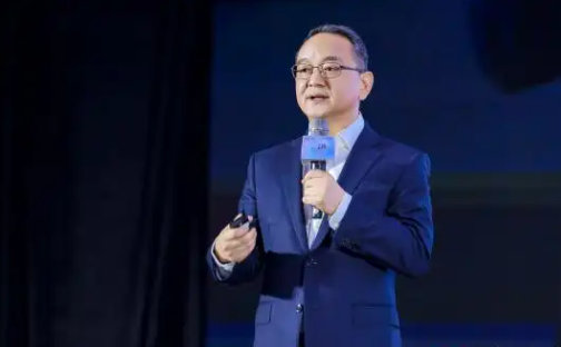 小马智行称Robotaxi事故率低于人类近十倍