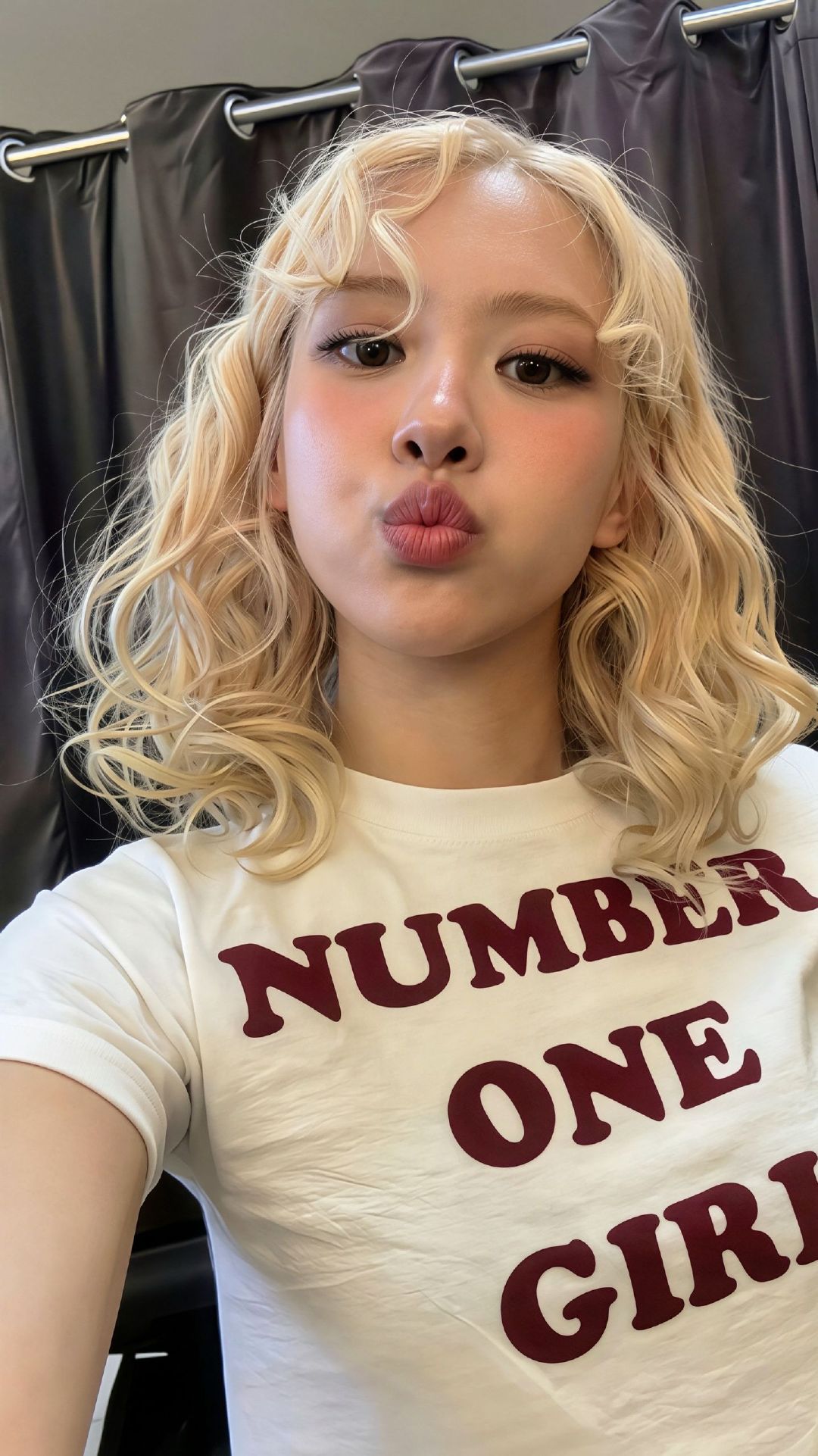 朴彩英Rosé

高清壁纸 ​