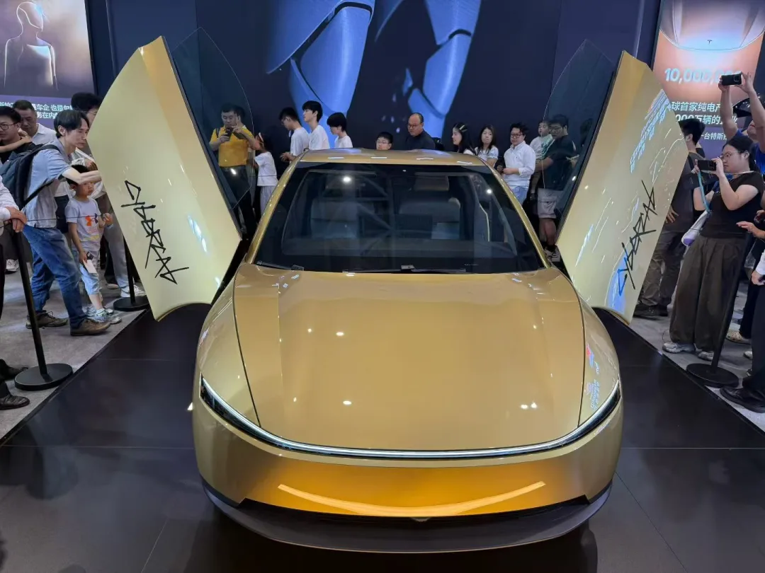 特斯拉Cybercab｜传说中的未来无人出租车