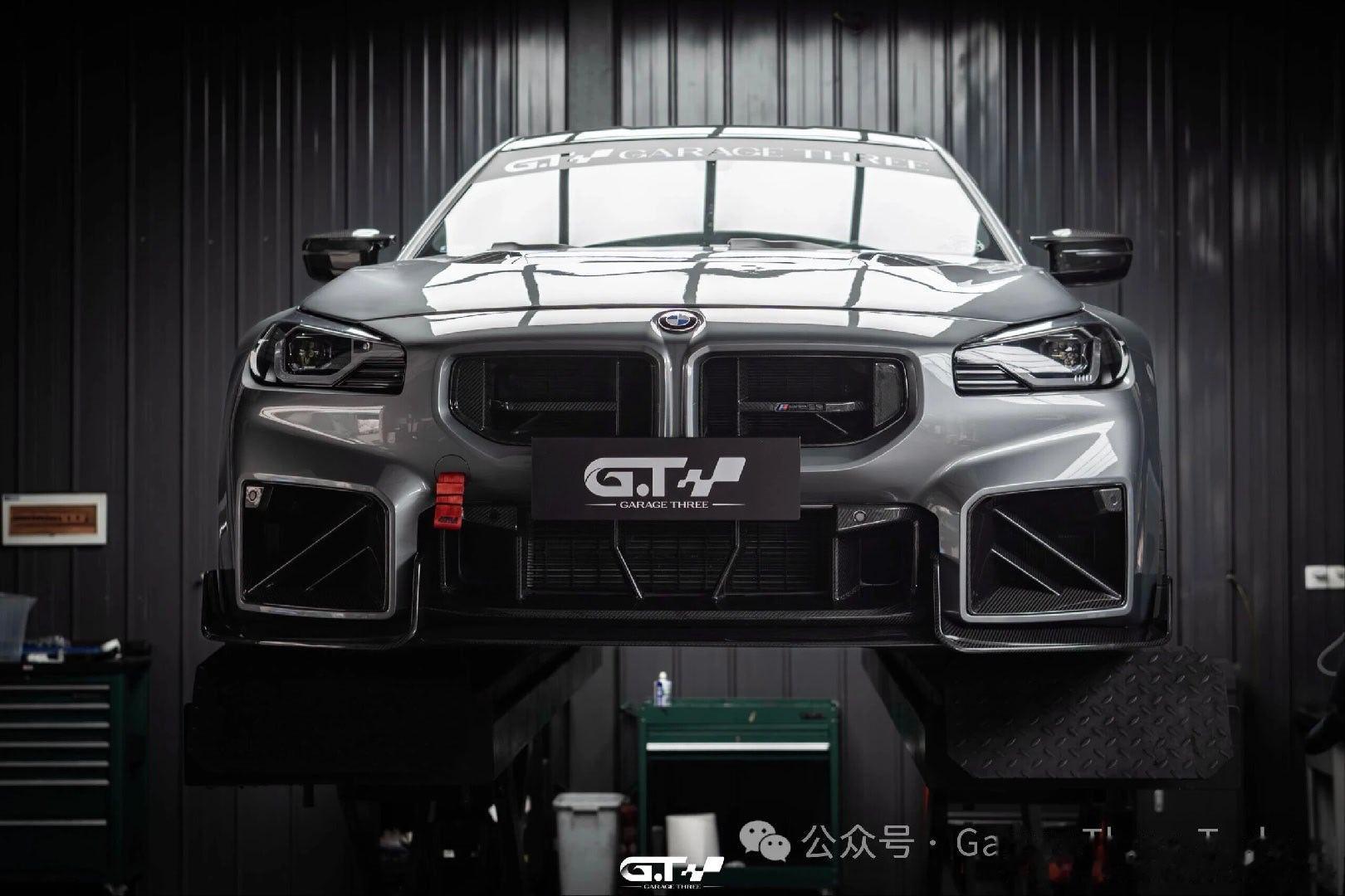 《名车改装 展示》赏析：BMW M2 G87 轿跑车 改装案例！装配多个 碳纤维运动套件，宝马M运动 基因拉满。  ​