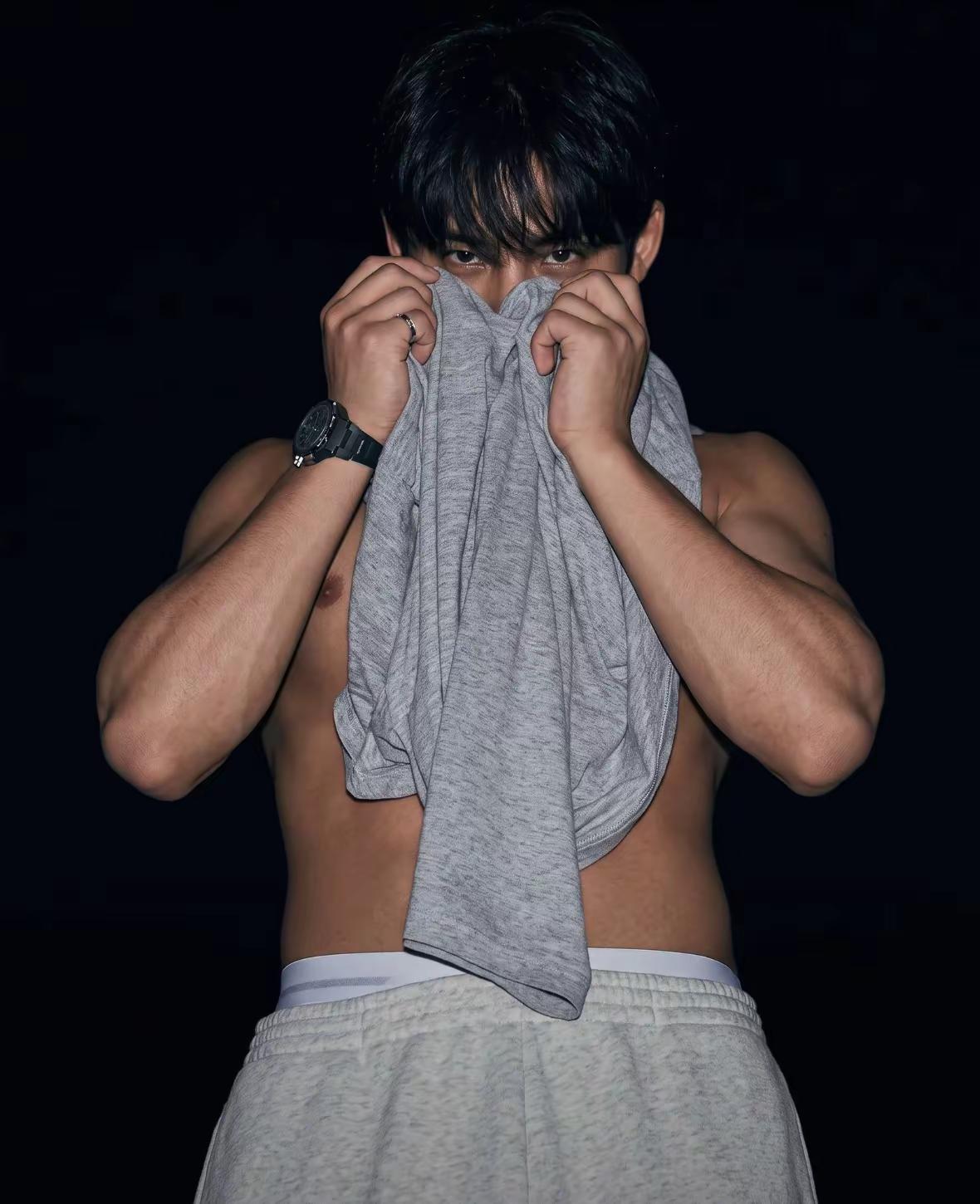 “看我，不许看别人”金珉奎 mingyu