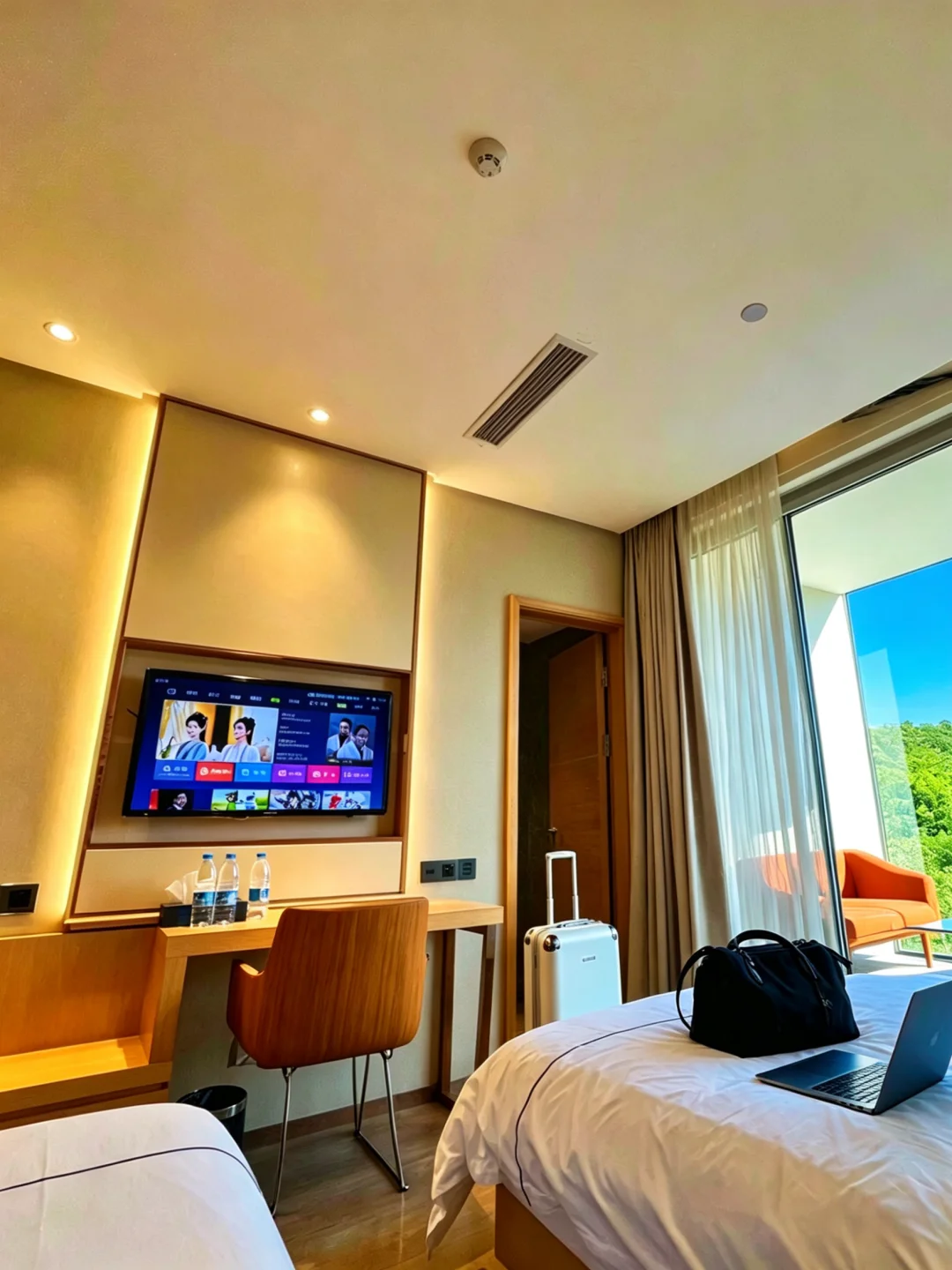 🔥上海！外滩旁！157块❗️不想退房😭😭