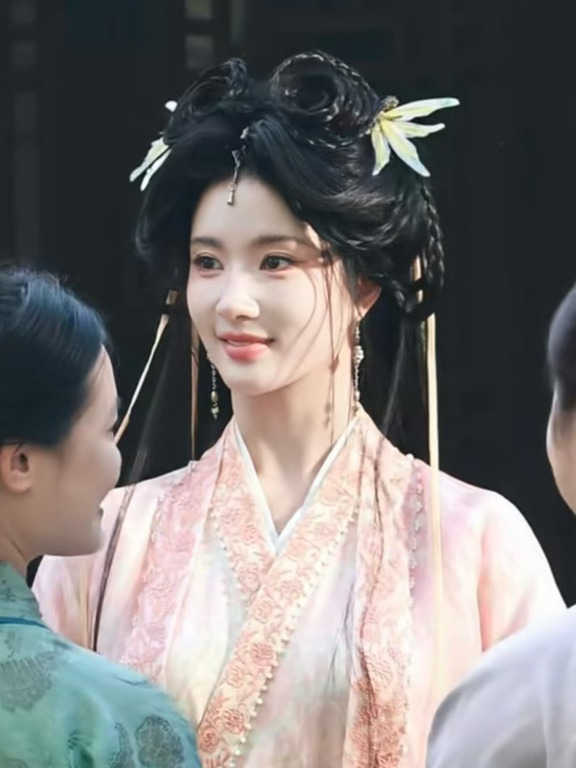 🎋刘些宁《百妖谱》造型被调侃？但脸是真能打