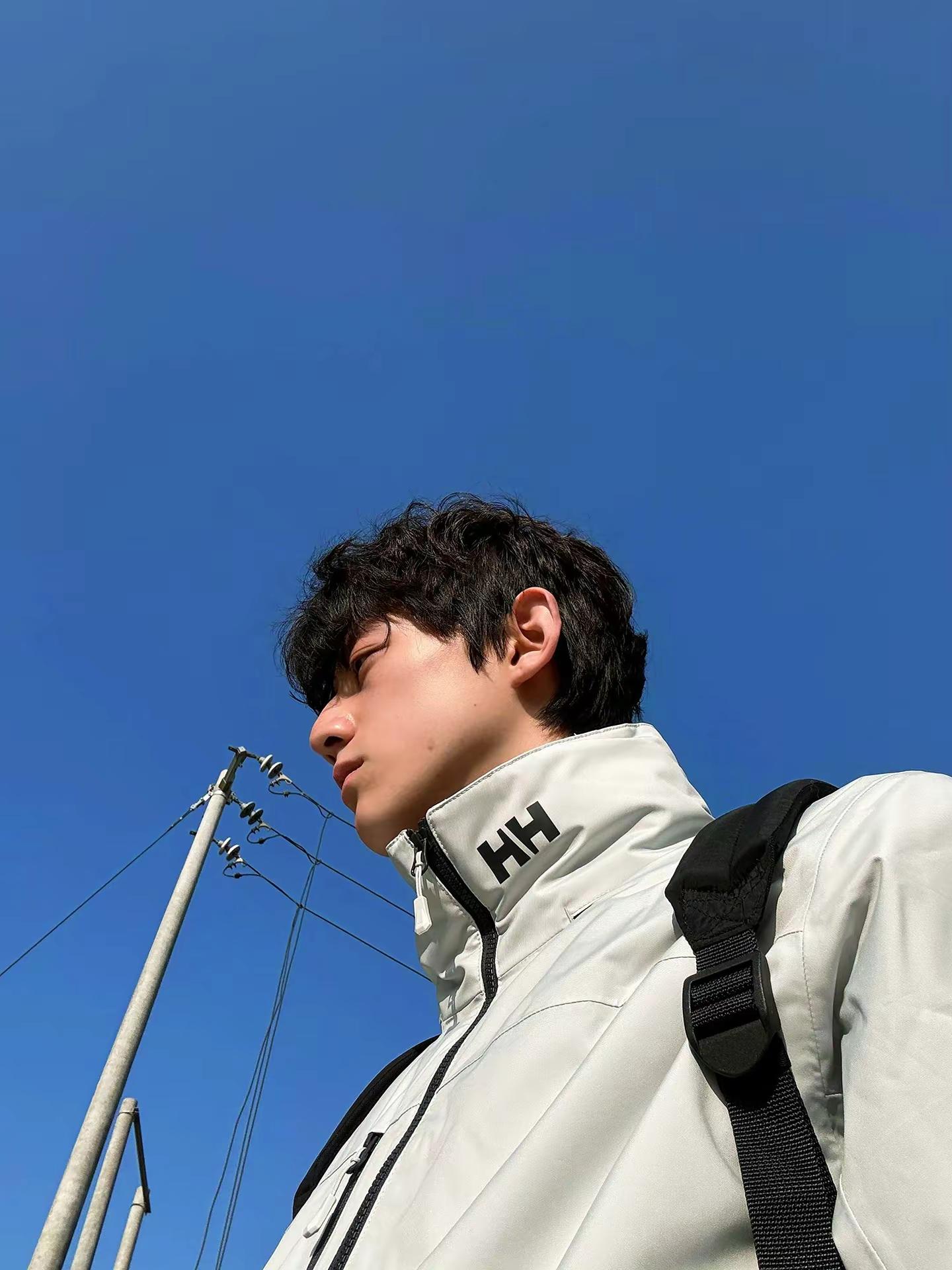 feel.赖伟明不呆不欲 男大学生穿搭
