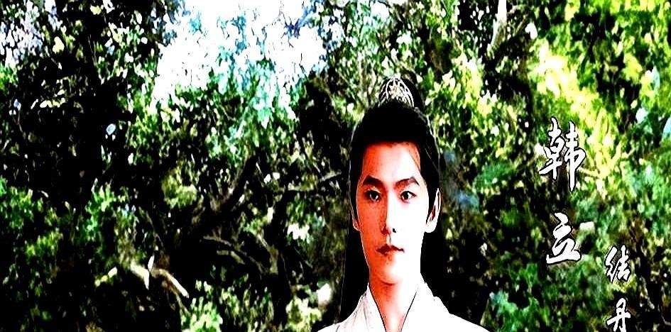 杨洋主演的《凡人修仙传》迟迟难见动静，剧组死活开不了机，竟被两个配角给死死卡住了。
真不是资方差钱，而是这两个人物稍微选错一点，整个剧的口碑就得当场砸锅。
头一个让人犯难的是紫灵。原著党都知道，这可是乱星海公认的绝色，戴着面纱都得透出骨子里的仙气。国内影视圈稍微有点名气的小花，谁敢轻易点头接这个