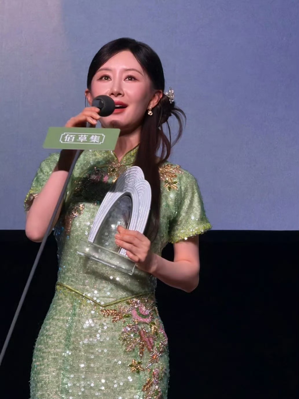 38岁舒畅线下生图曝光！童年小玉、傻妞，如今状态惹全网热议