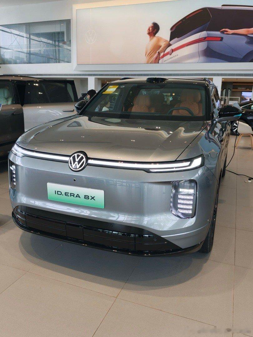 🚗被德系驾控旗舰SUV：ID.ERA 8X圈... ​