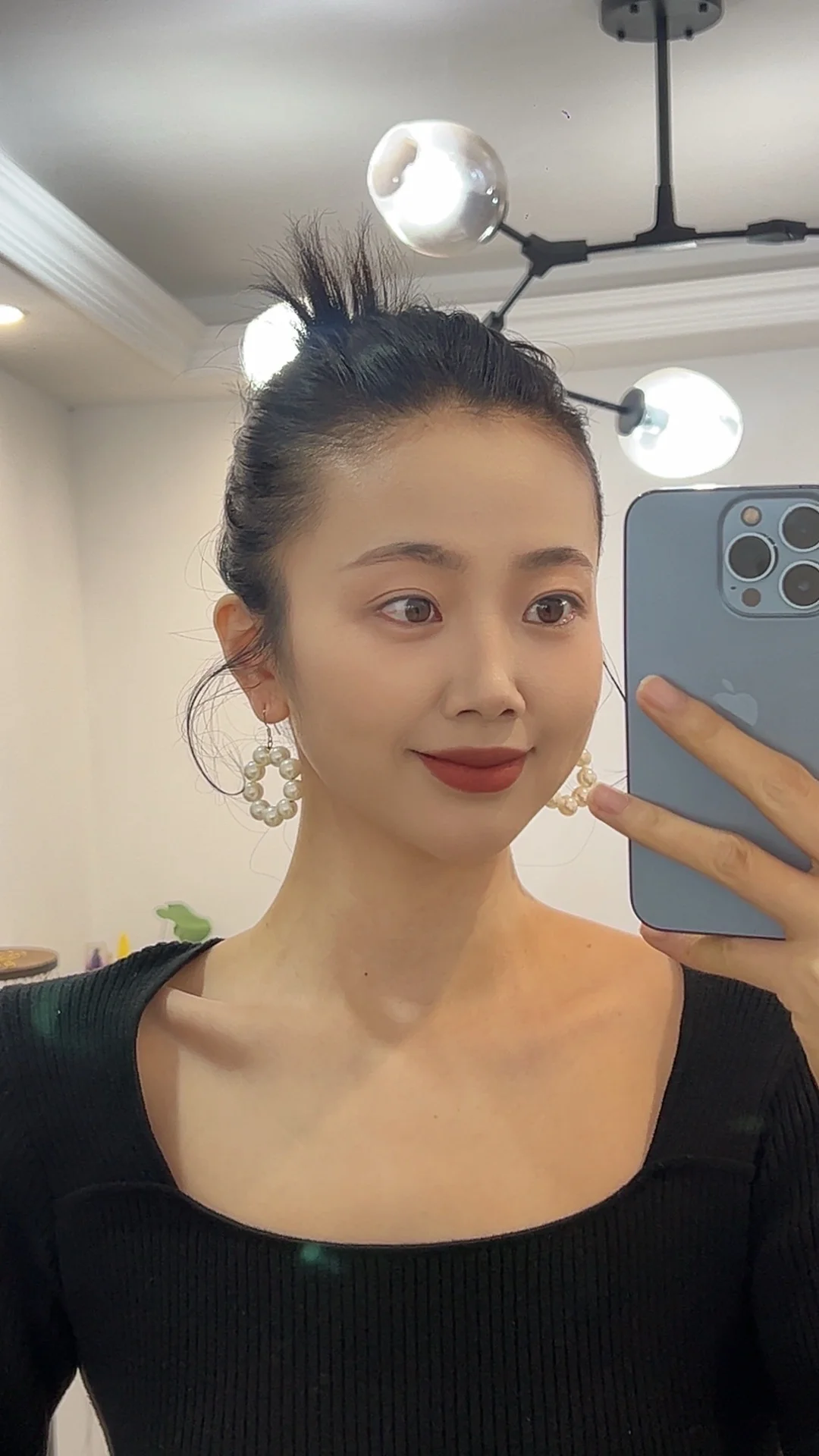 希望一切都是我想象出来的.希望一切都好.