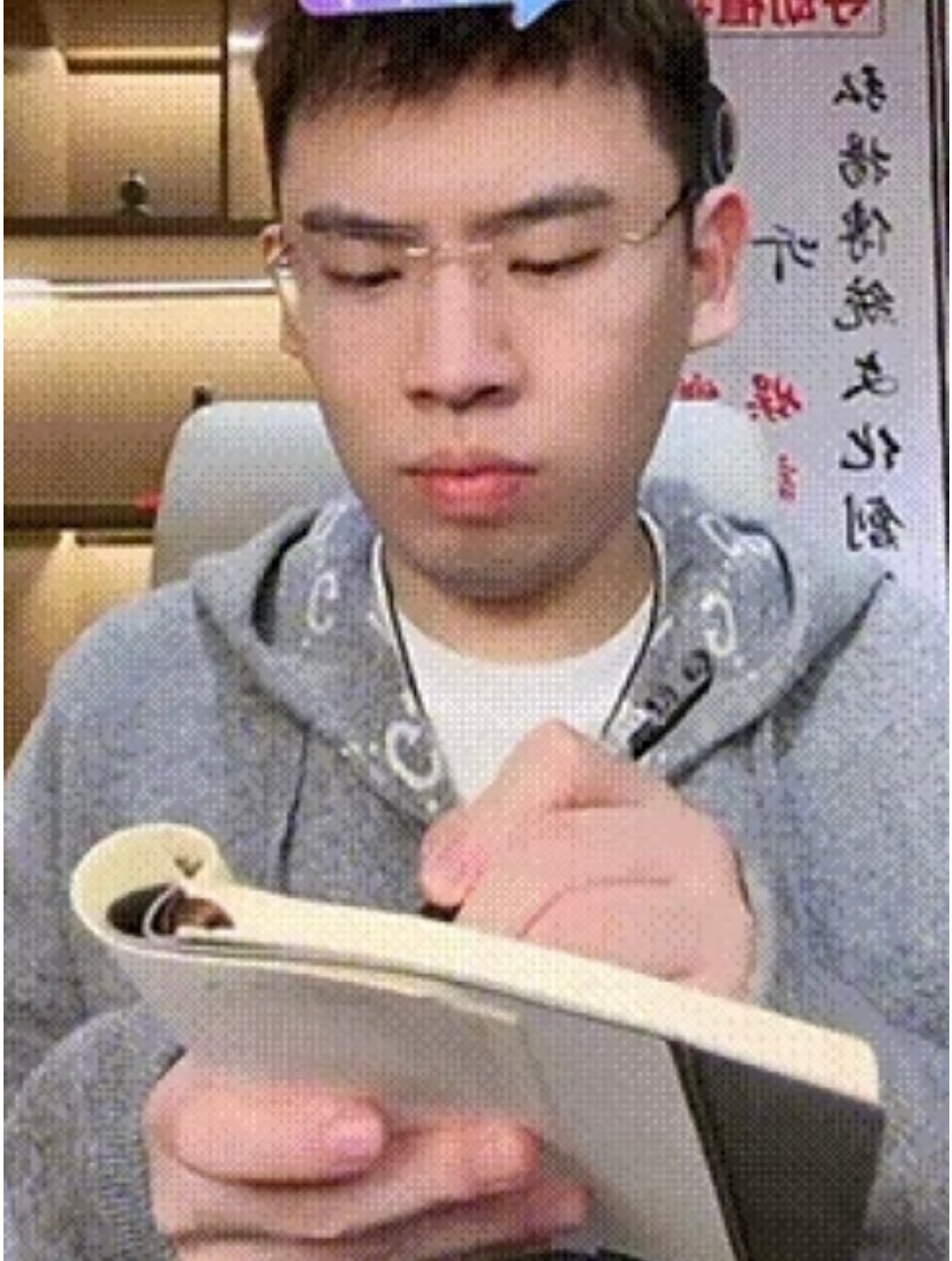 菲利普的家产是肯尼迪和孟戴斯弗朗斯…是拉郎的冷cp…他爱磕男男生子…非婚生子…喜欢背德题材…（记笔记） ​