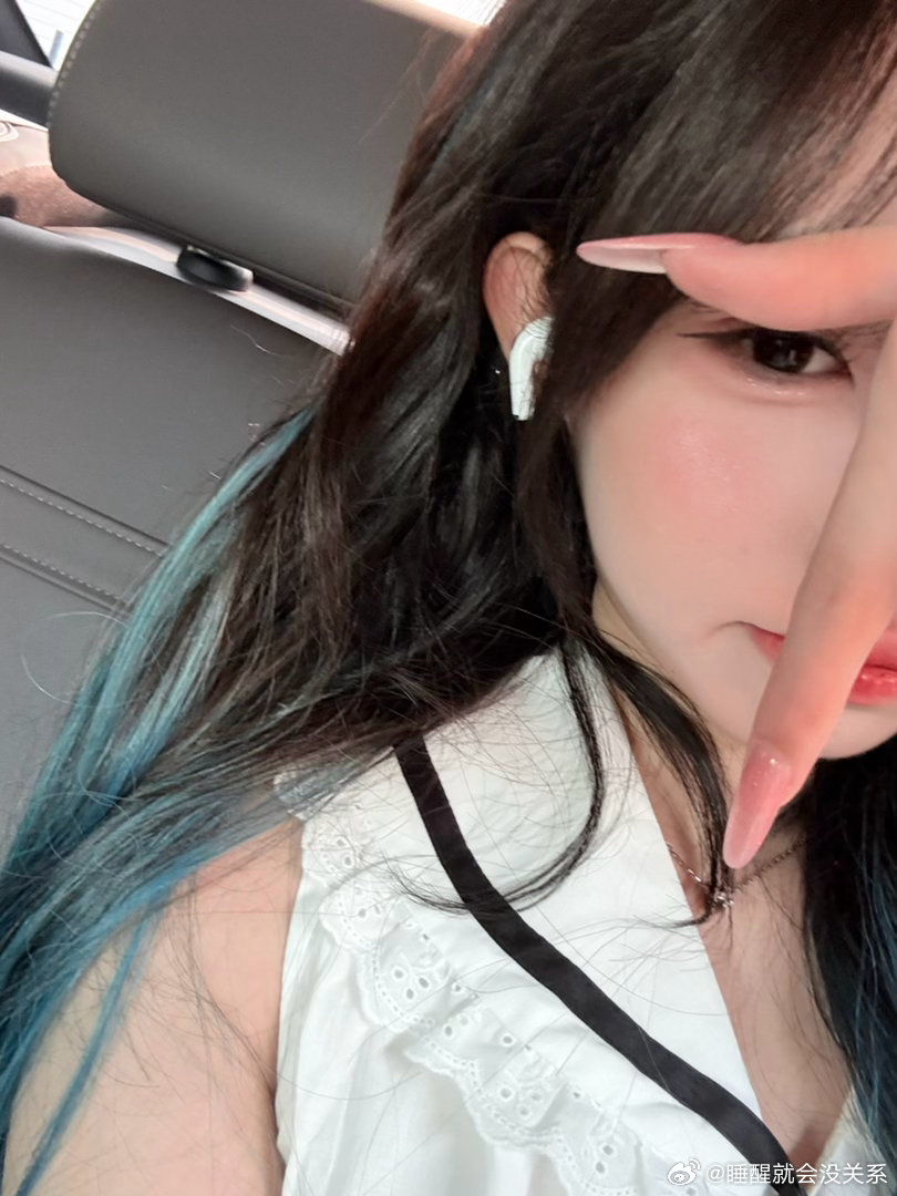 惨遭堵车。 ​