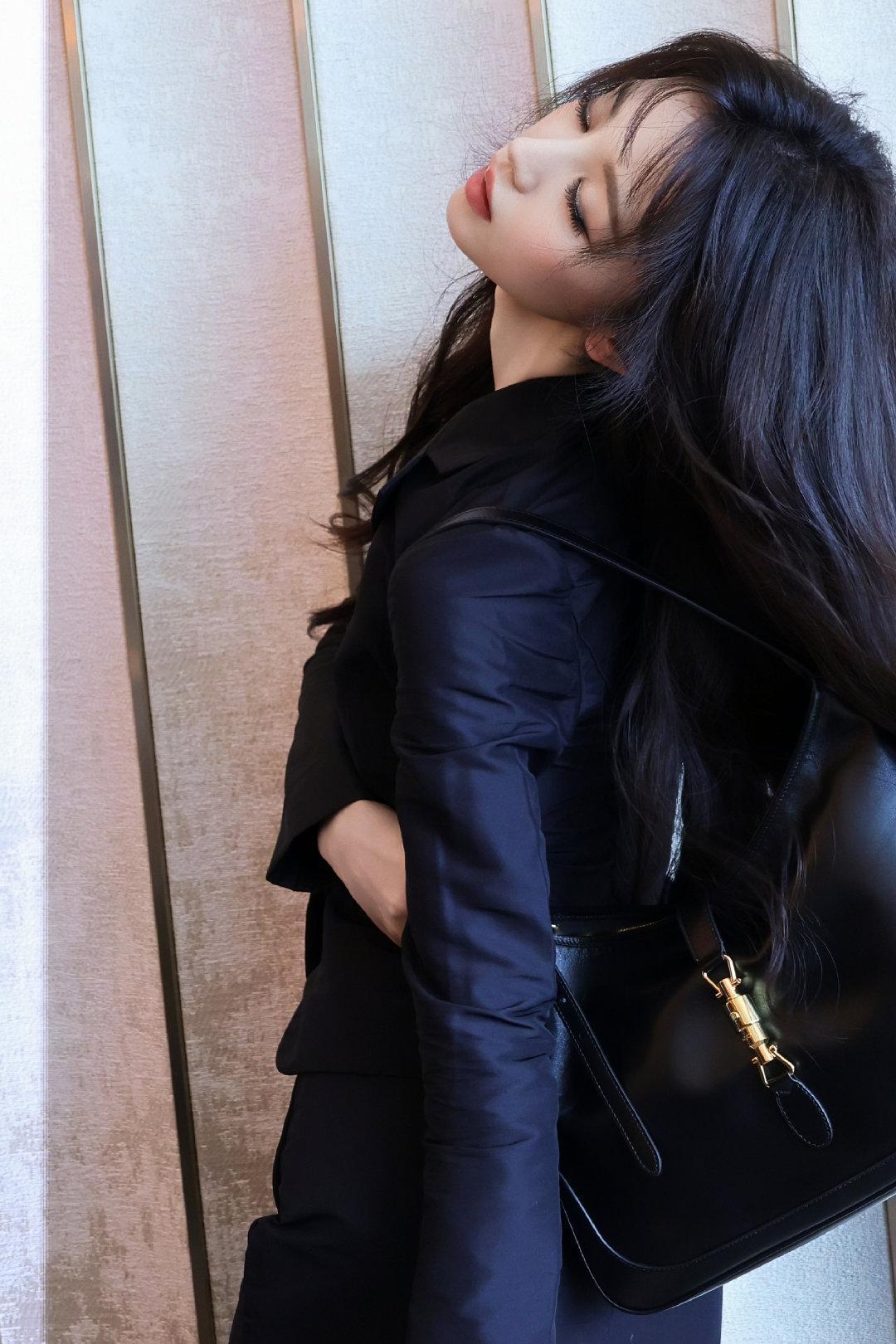 #田曦薇[超话]# 姐姐好美爱了 ​