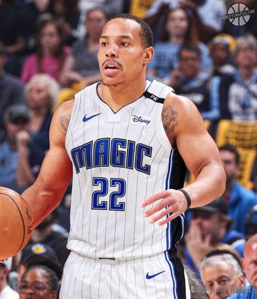 黑八真的要来了贝恩关键三分帮助魔术94比88战胜活塞，3-1夺赛点  ...