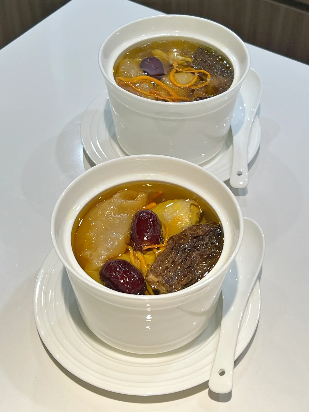 老中医教的滋补养颜花胶汤， 气色好才不显老