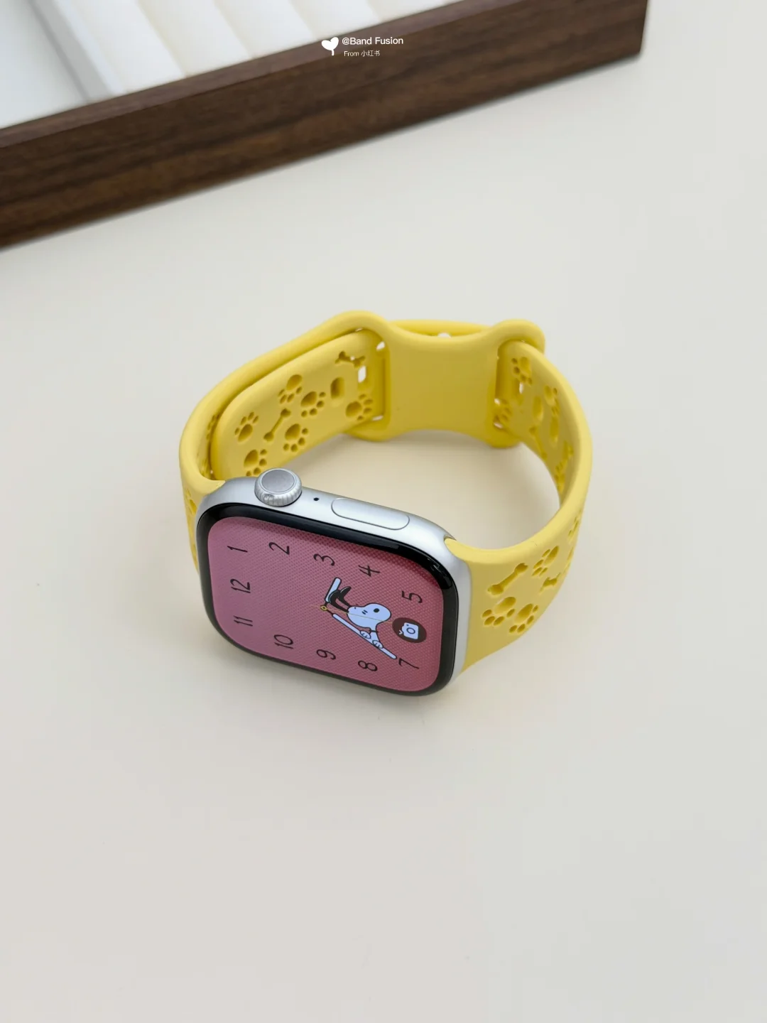 软fufu奶黄🐾可爱的iwatch表带来噜！