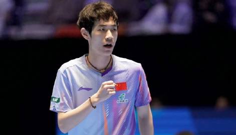 2月6日乒乓球亚洲杯小组赛收官，向鹏3-0击败阿尔哈德拉维，三战全胜以...