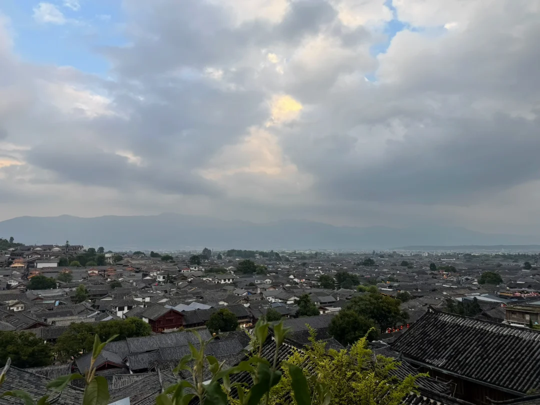 俯瞰丽江古城，震撼到了