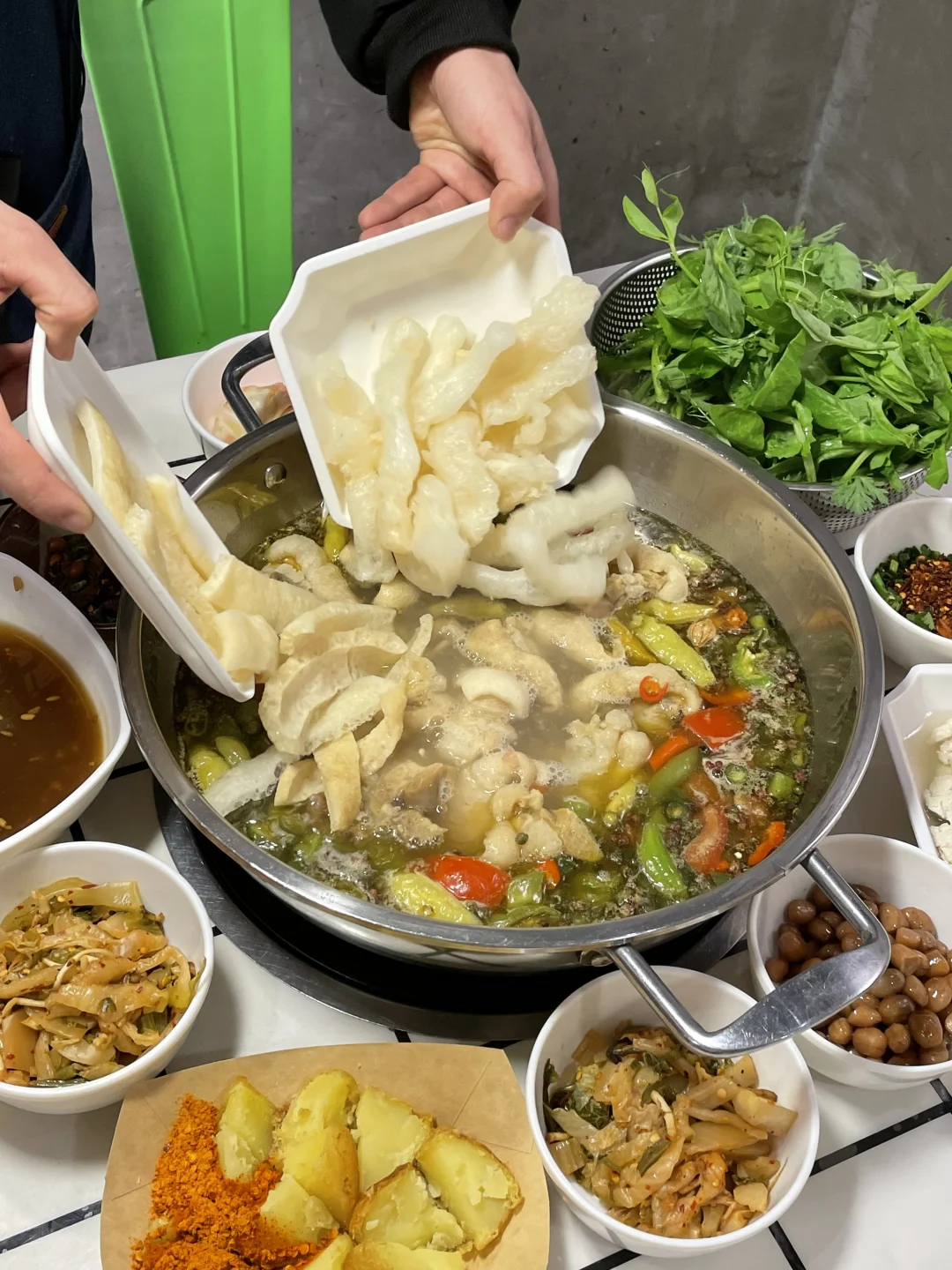 贵阳吃了5678次的！会爆汁的猪蹄爆米花！