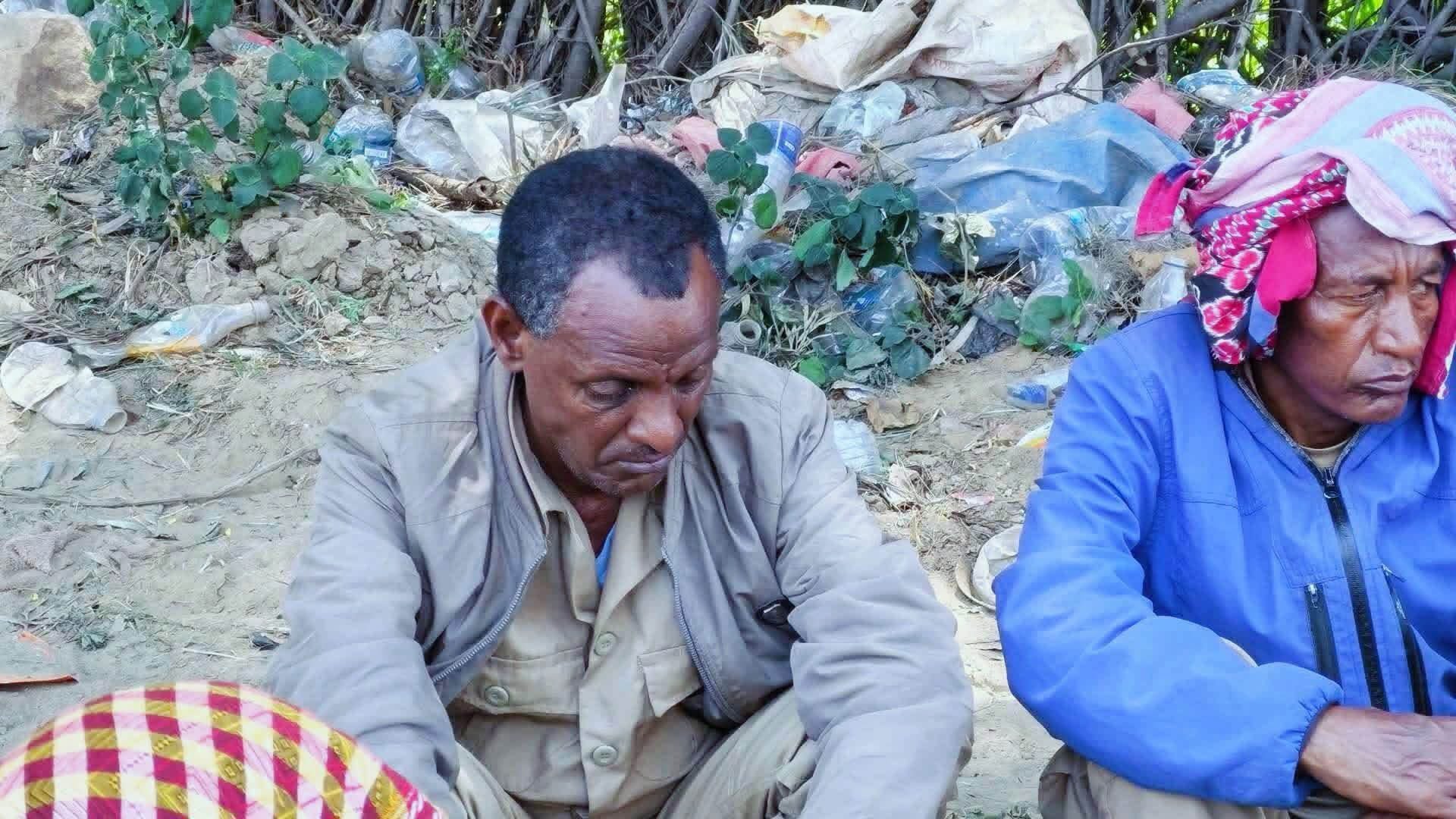 🇪🇹❗提格雷人民解放阵线五名高级军事指挥官被埃塞俄比亚国防军俘获：
 
1. 贝尔哈内·格布雷-阿纳尼亚 上校——副军长
​
2. 沃尔代·毛恰 上校——军事后勤主管
​
3. 格布雷马里亚姆·特克卢 上校——指挥官
​
4. 梅哈里·伊夫特尔 上校——第二军政委
​
5. 格布雷哈韦里亚·德斯塔 上校——第二 ​