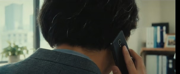 《交锋》她活下来了，却连一张照片都不能有
