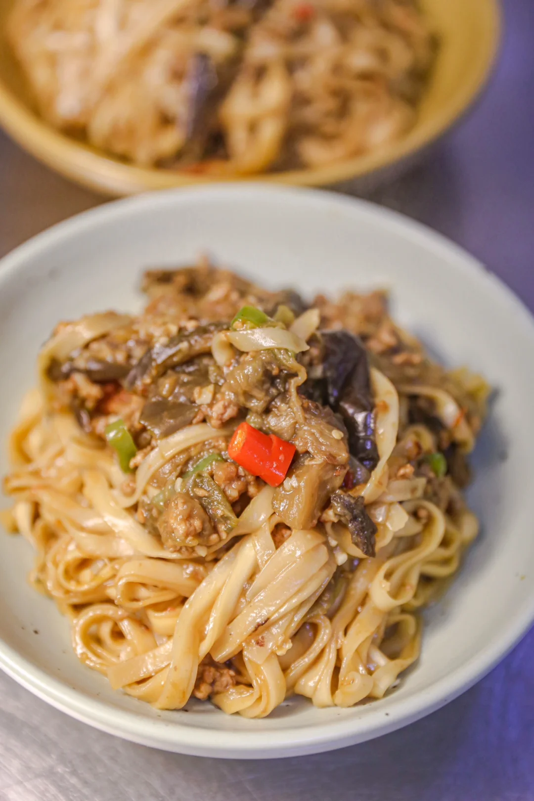 坚持做1000种面不重样（230）茄子焖面