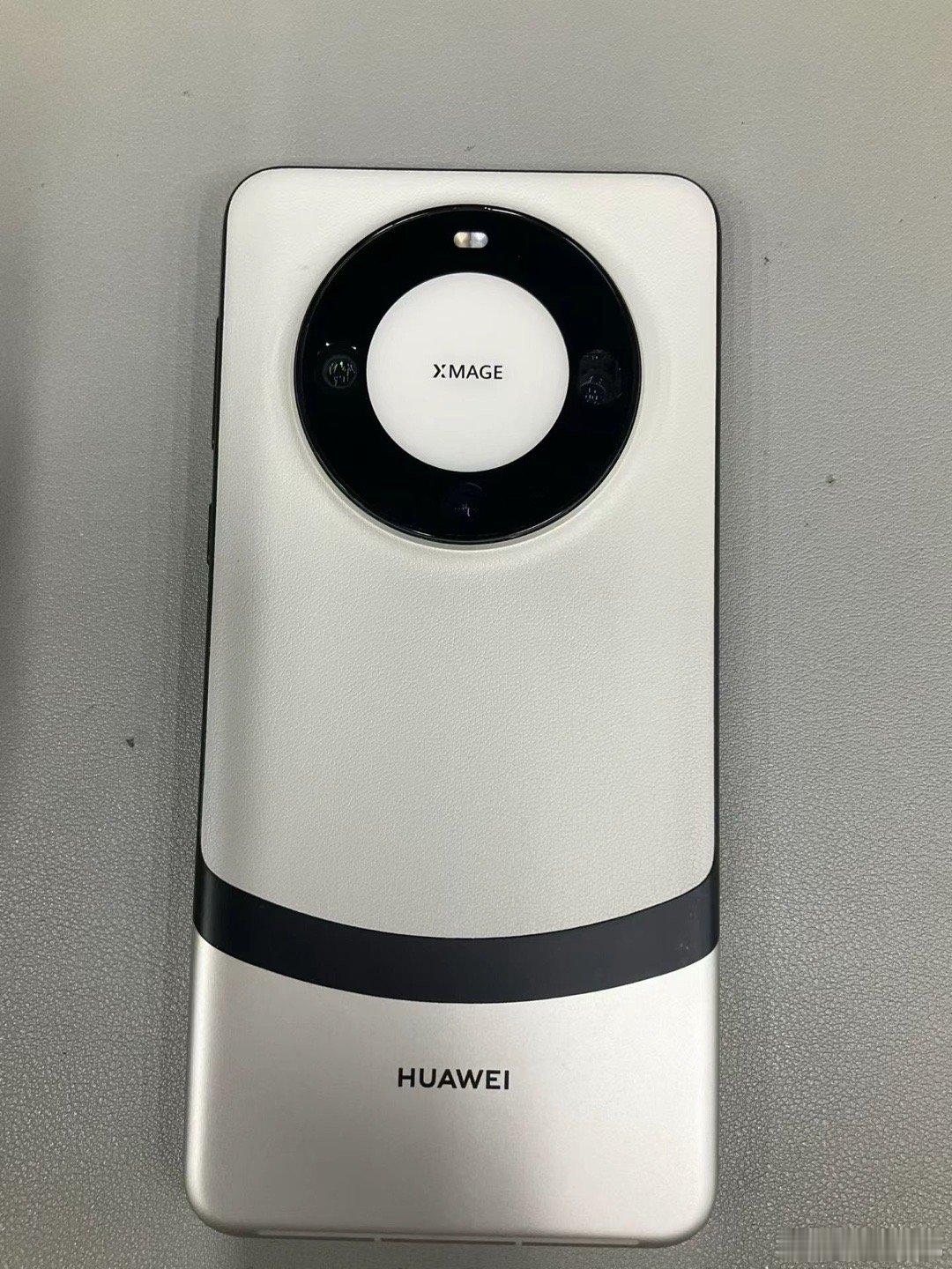 华为mate60pro + 16+1T 白
电池效率88 成色98新
2950 ​